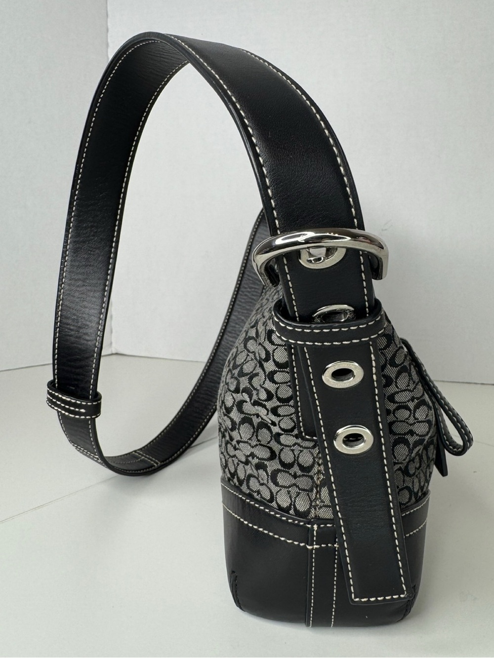Coach Black Signature C Y2K F10945 Jacquard Soho Hobo Crossbody Bag - Picture 4 of 16